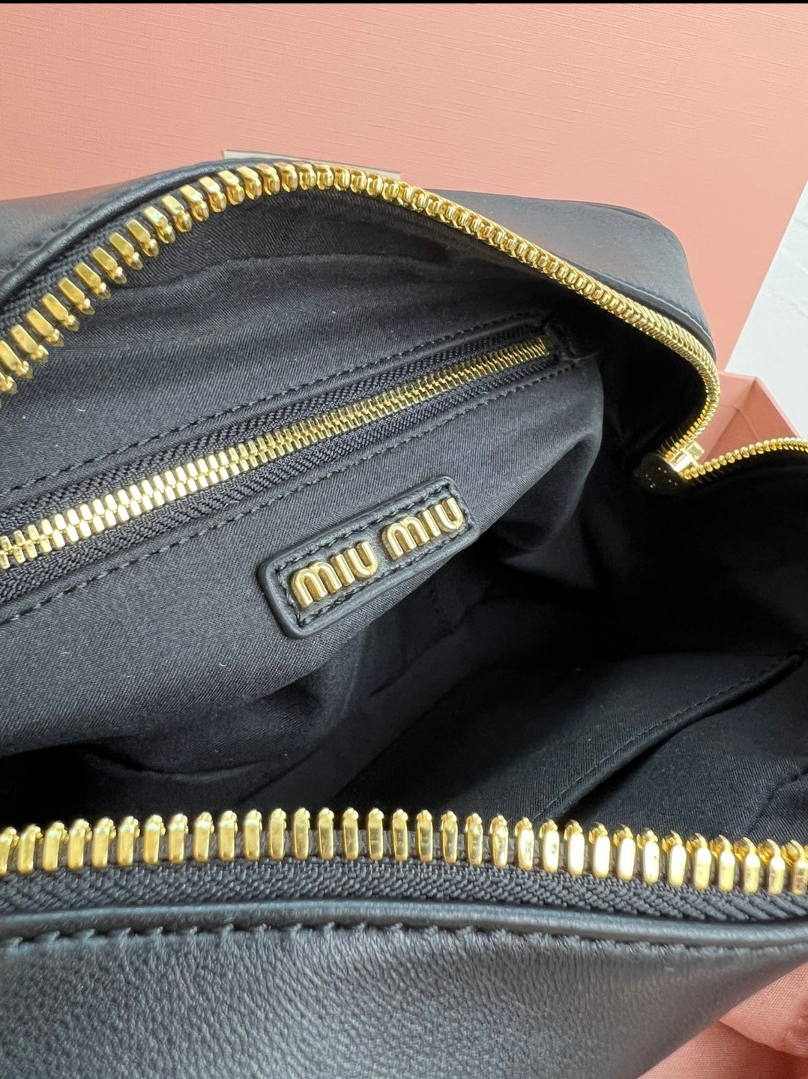 Luxury Black Matelassé Bag – Designer Style