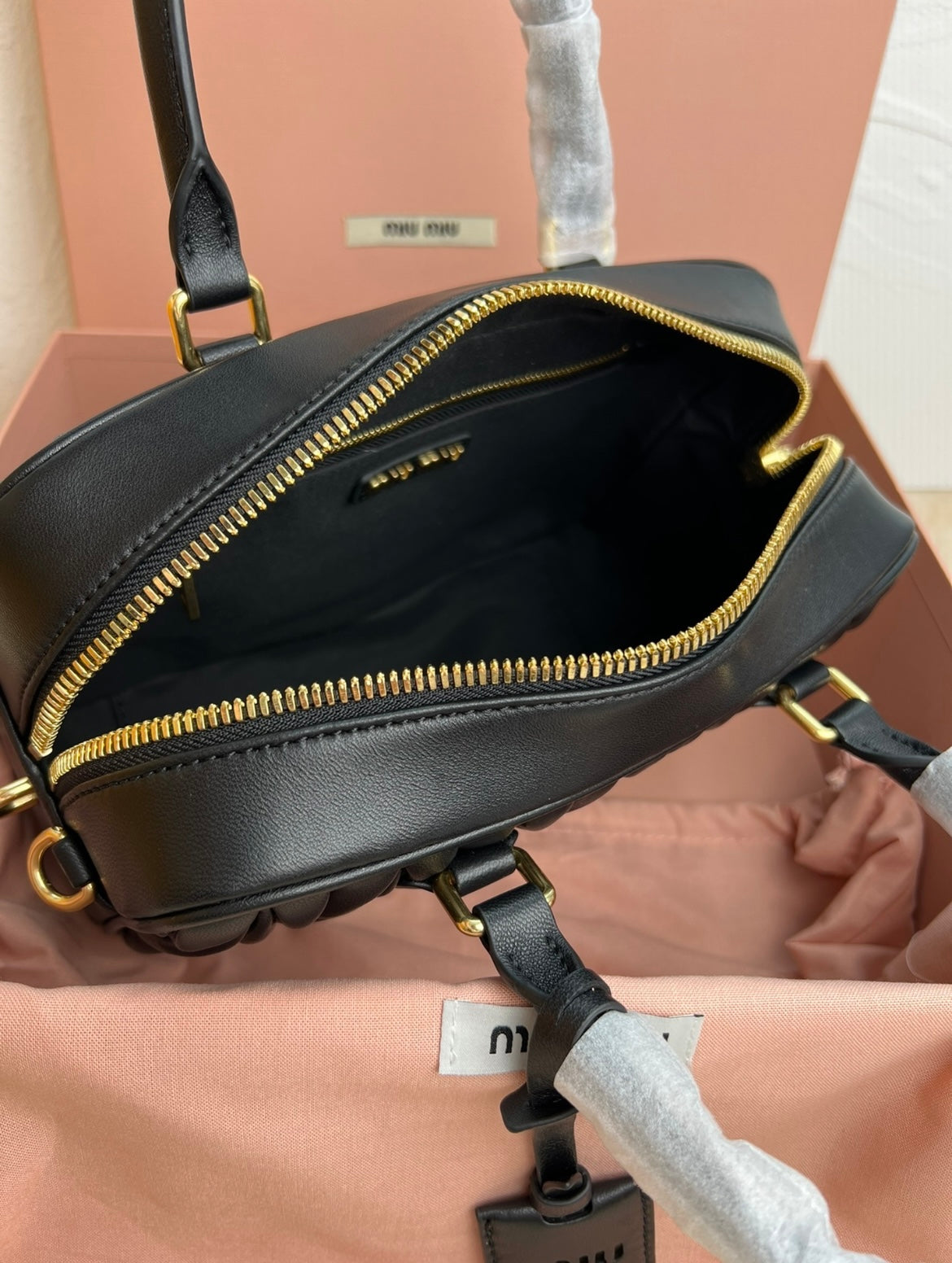 Luxury Black Matelassé Bag – Designer Style